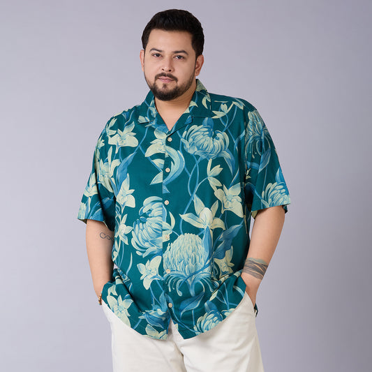 Men's Plus Size Tropical Bloom – Botanical Print on Deep Green