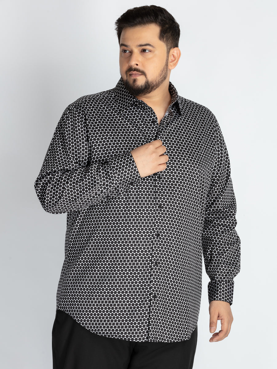 Plus Size Men’s Black & White Geometric Print Evening Shirt