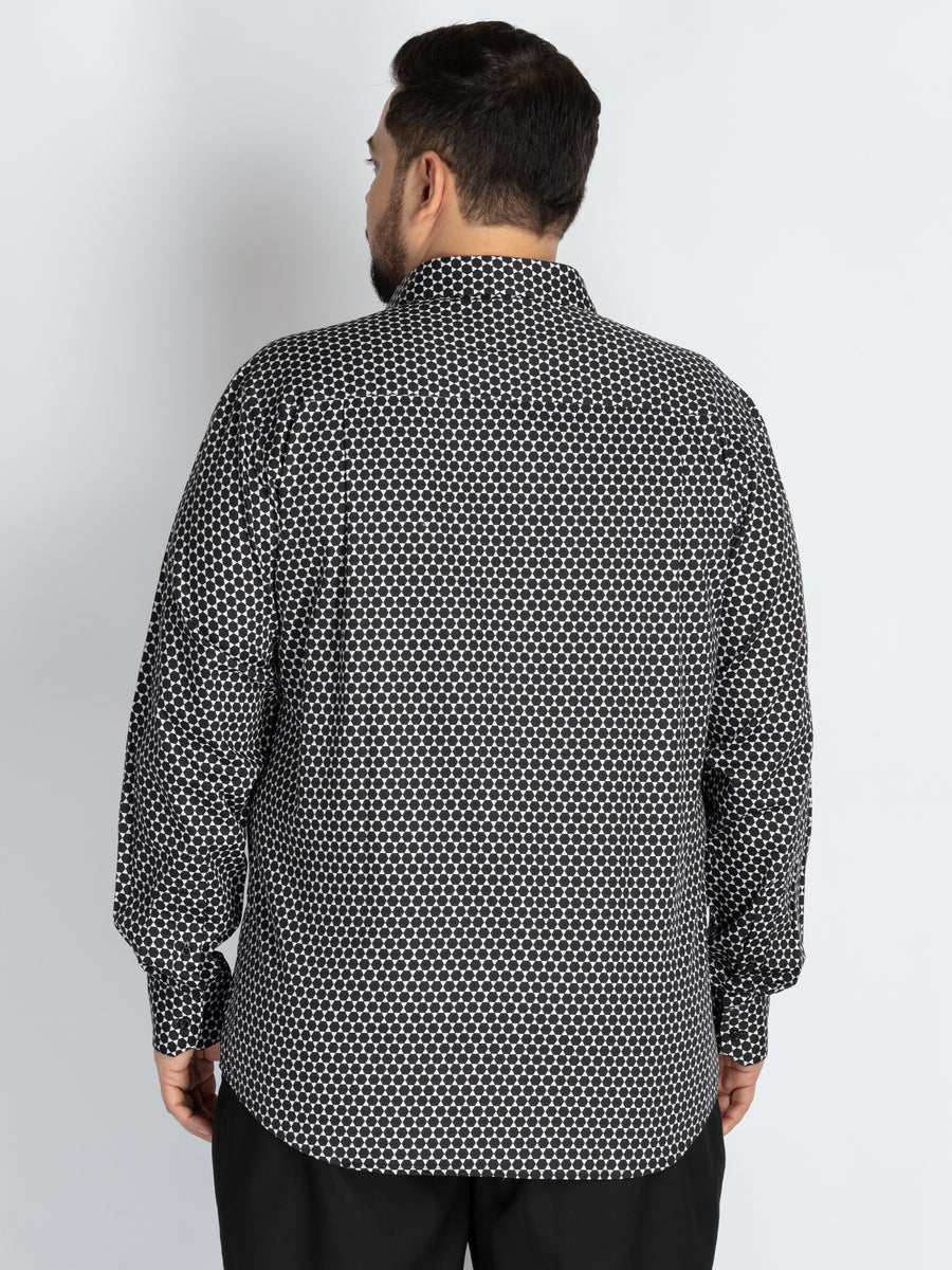 Plus Size Men’s Black & White Geometric Print Evening Shirt